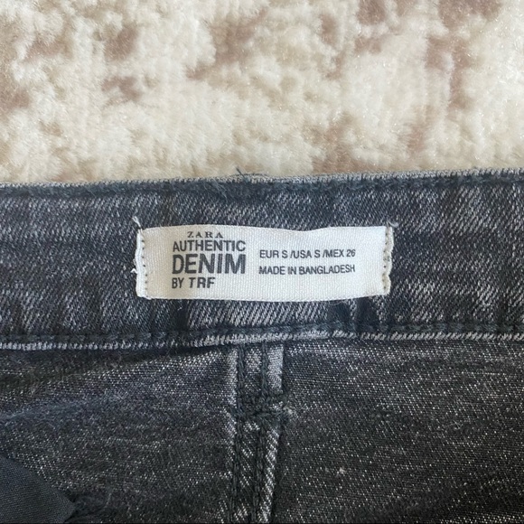 Zara black denim mini skirt. Size S. - Picture 2 of 3